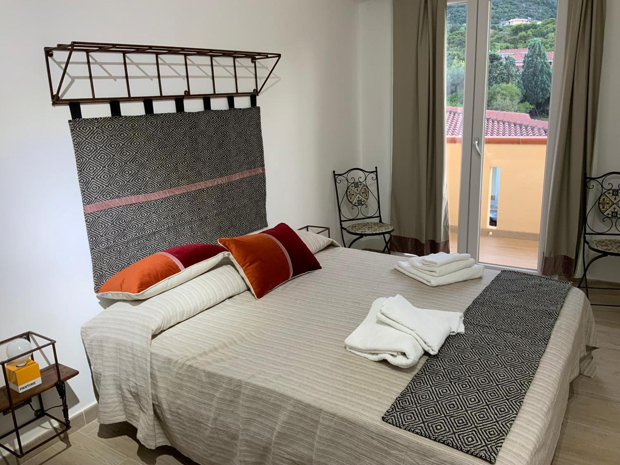 Bed and Breakfast Relais Del Poggio Capoterra Exterior foto
