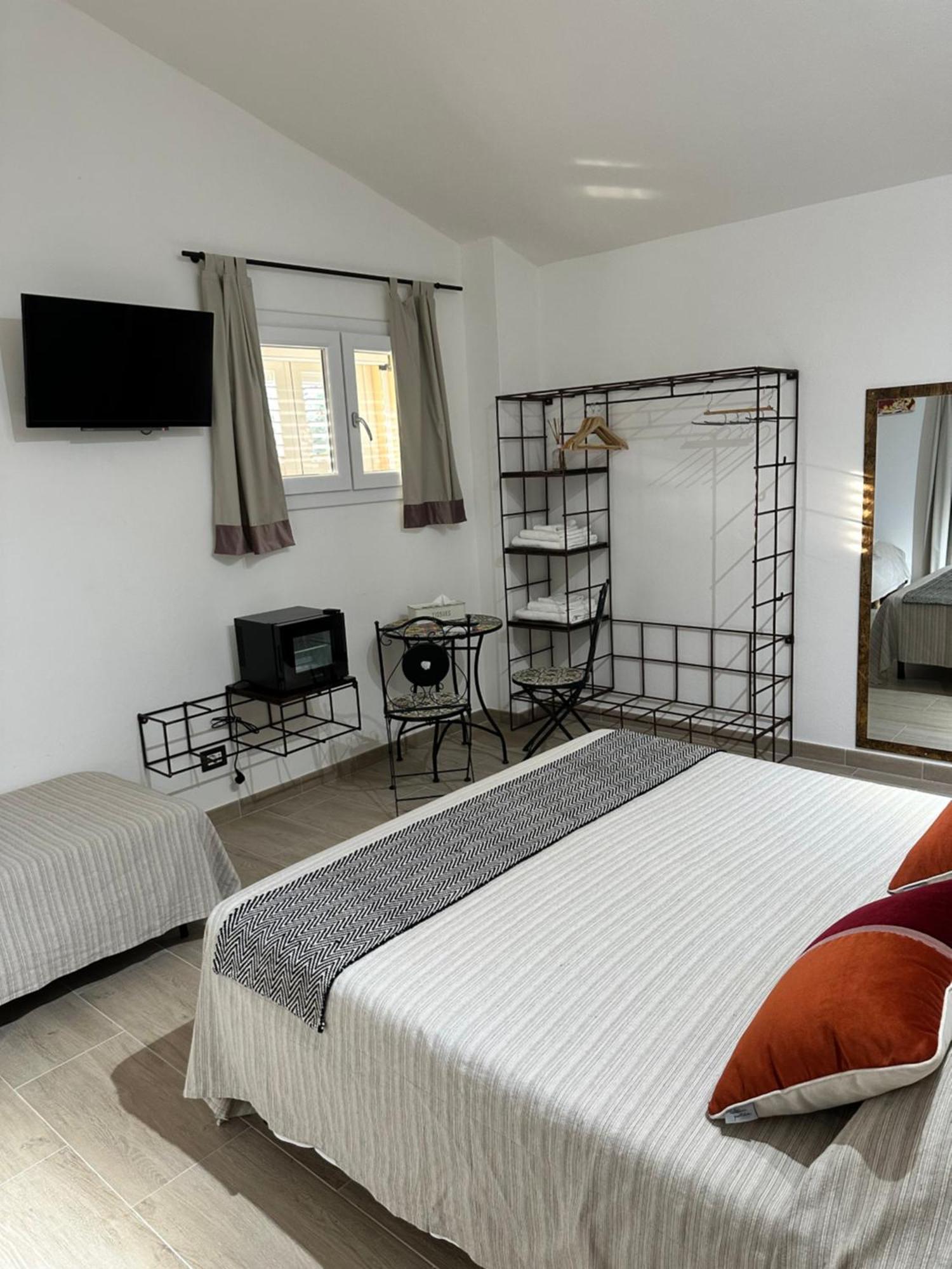 Bed and Breakfast Relais Del Poggio Capoterra Exterior foto